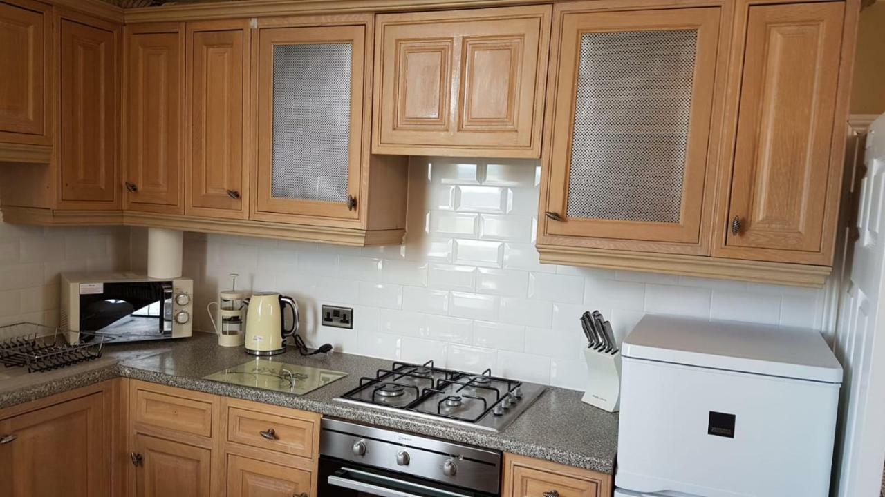 Carnegie Library: Austen Apartment 2 Bedroom Mexborough Εξωτερικό φωτογραφία